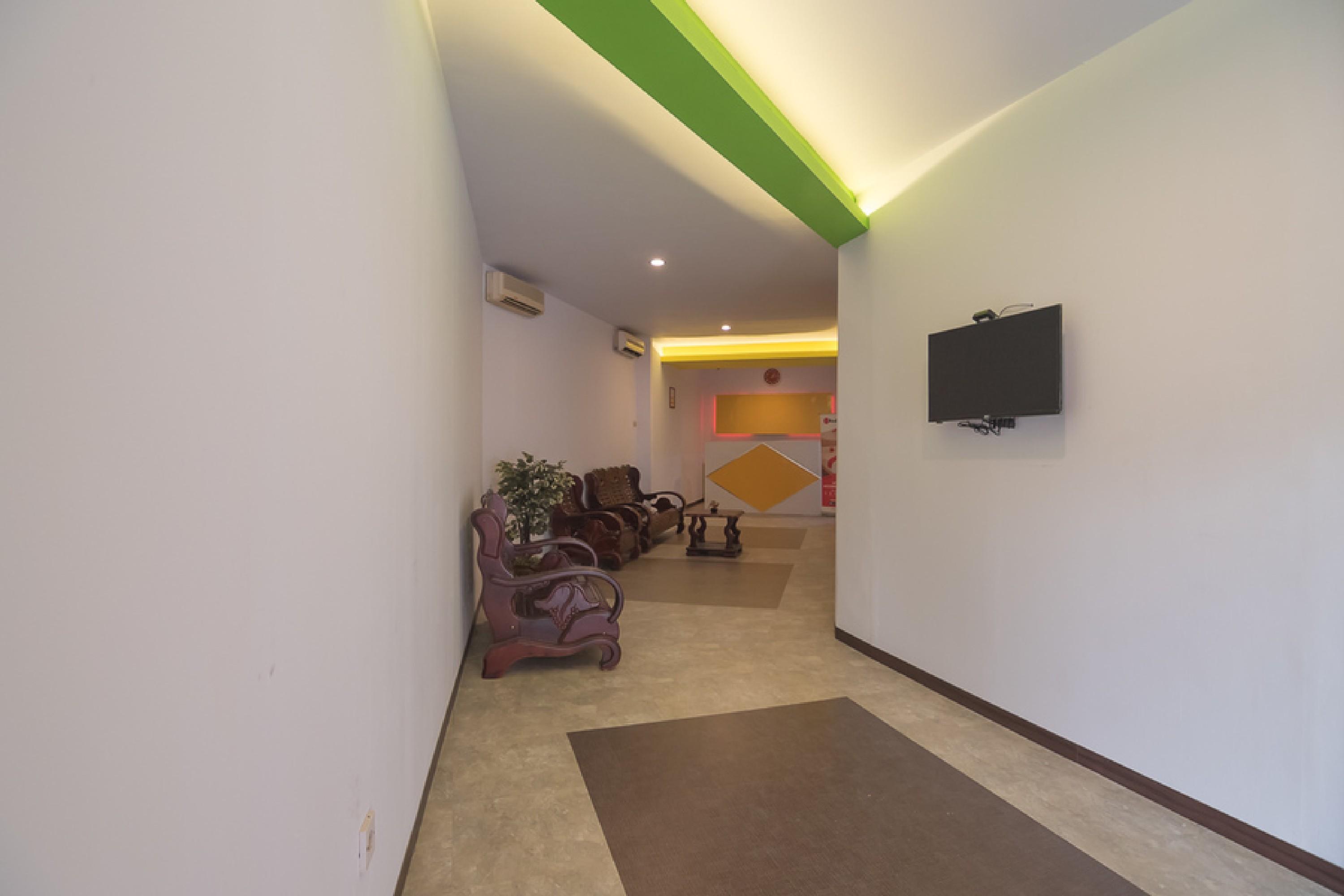 Reddoorz Near Itc Mangga Dua Hotel Джакарта Екстериор снимка