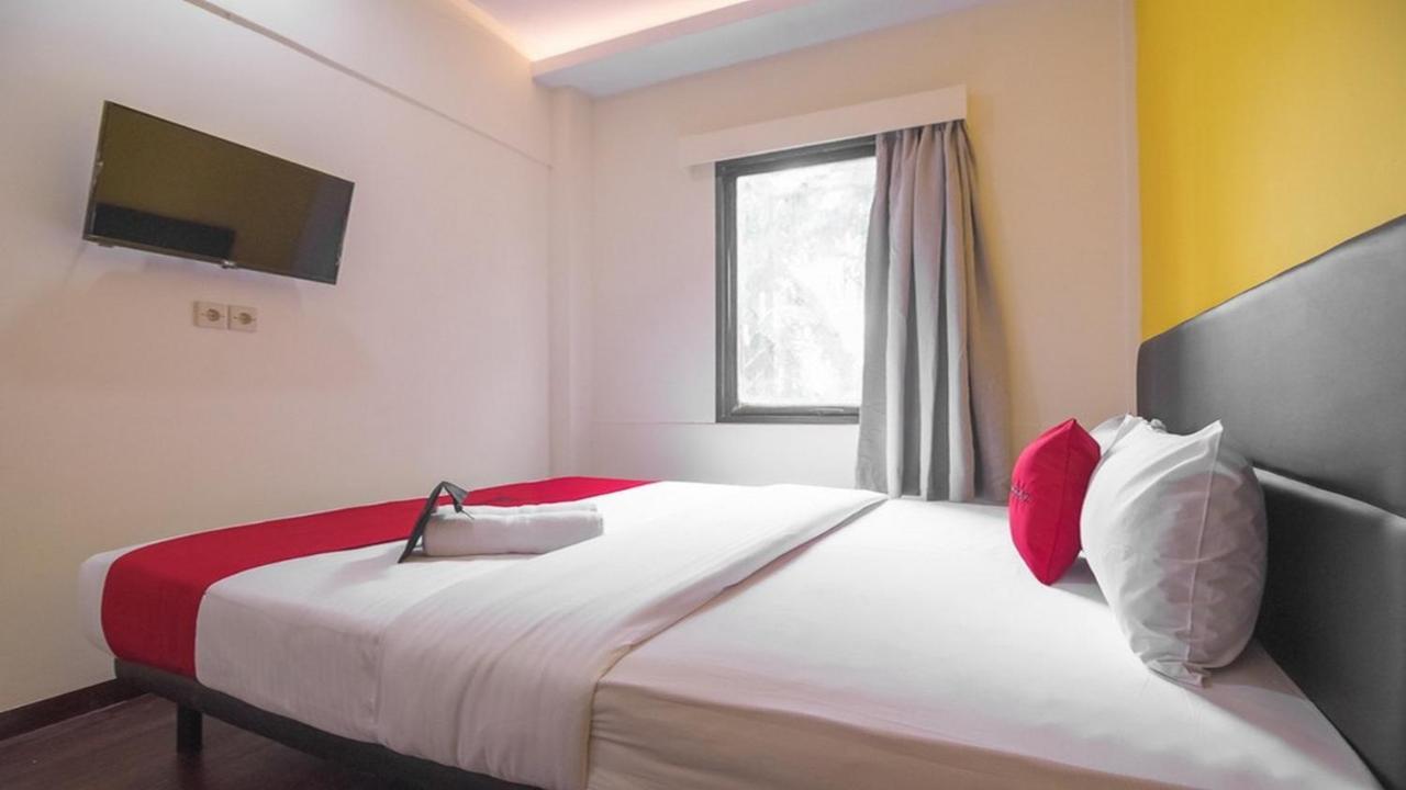 Reddoorz Near Itc Mangga Dua Hotel Джакарта Екстериор снимка